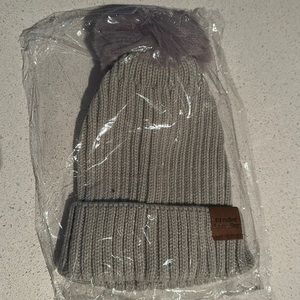 Book lover’s beanie